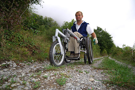 testing all terrain third wheel, 2006